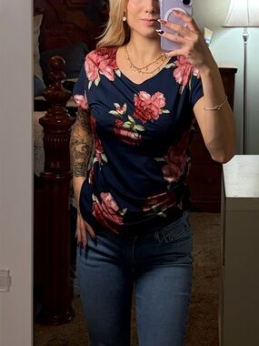 Discreet vintage Navy Floral Short Sleeve Top with Pink Roses Made in USA